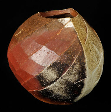 Tadashi Nishihata Akadobe-yu Vase