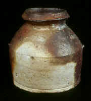 Nishihata_Vase9a.jpg (64461 bytes)